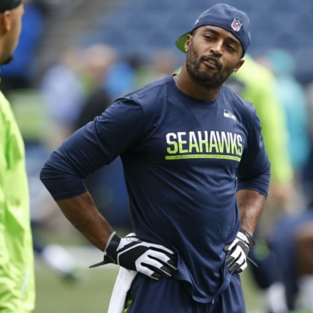 Seahawks Wr Doug Baldwin Calls For All 50 States To Review Police Training Policies Complex