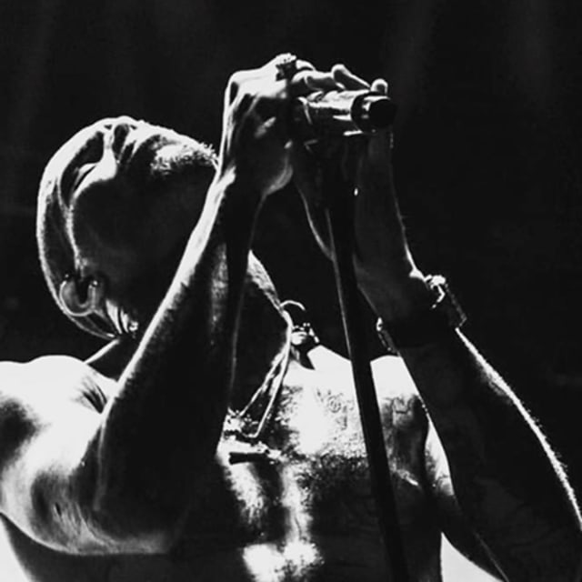 Check Out the Video for Chris Brown's "Privacy" Complex(05)