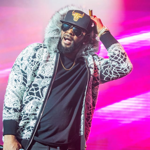 Wendy Williams Claims R. Kelly Can't Read, Write, or Do Basic Math