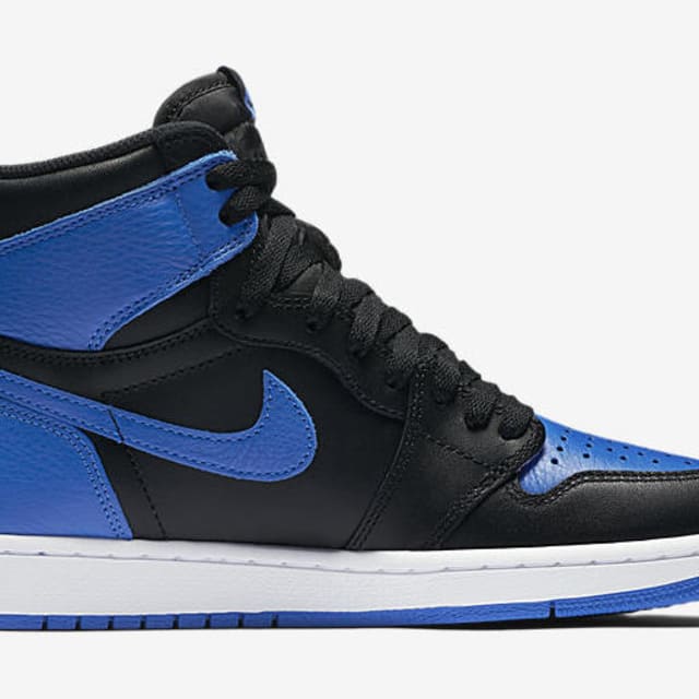 Here's How to Win a Pair of Air Jordan 1 "Royal" Complex