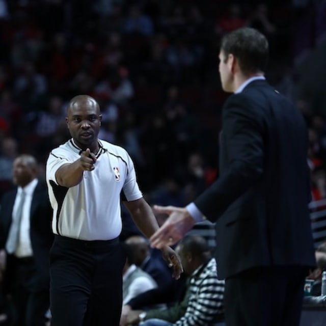 NBA Referee Suspended After Getting Into It With Shaun Livingston Complex