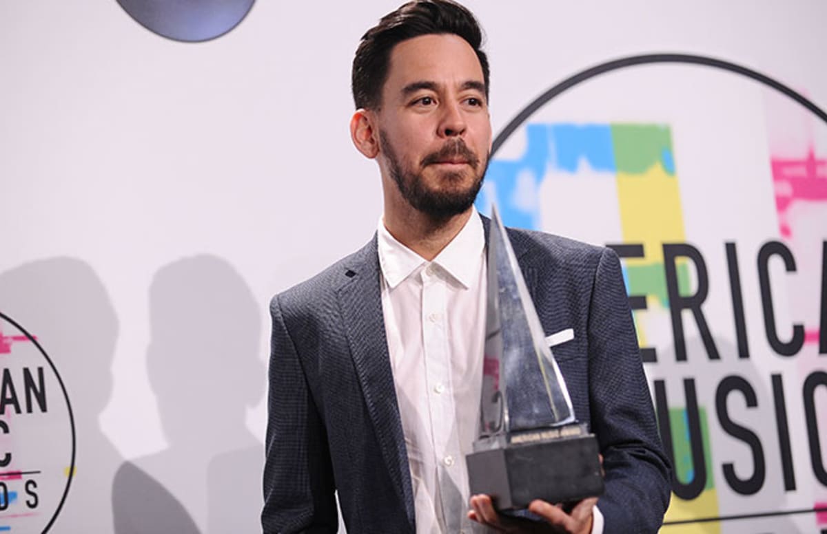 Linkin Park's Mike Shinoda Announces Solo Album Inspired by Chester Bennington | Complex1200 x 776