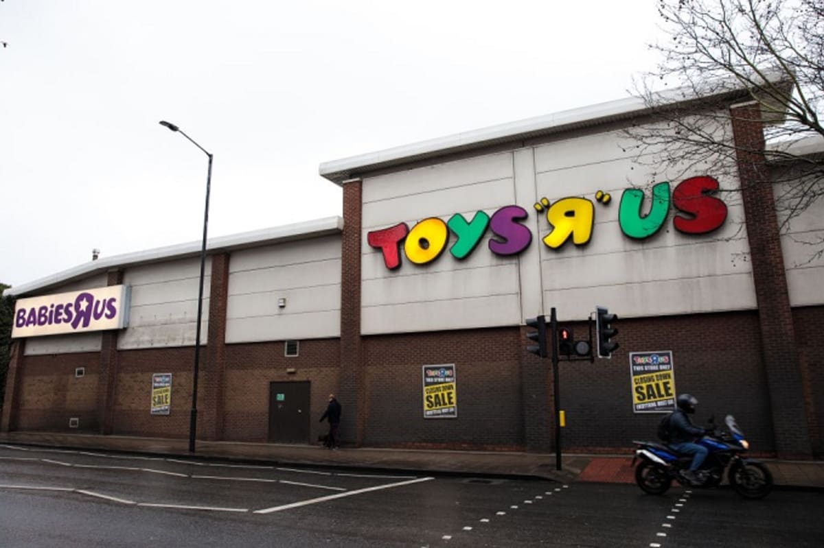 Toys R Us Scottsdale Indian Bend ToyWalls