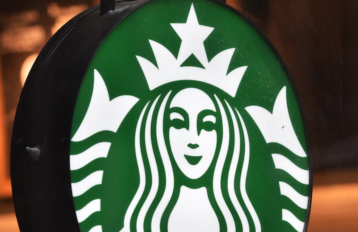 Starbucks Changes Bathroom Policy After Arrests, Will Give the Key to