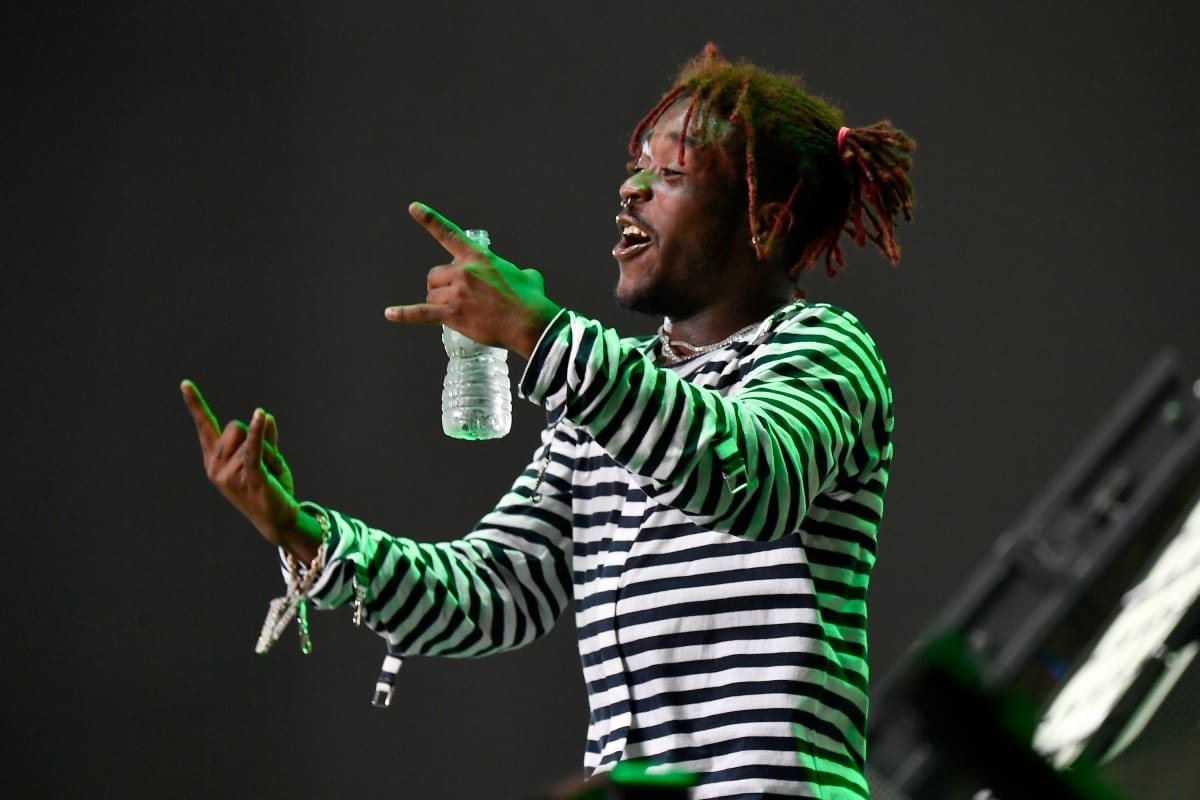 Lil Uzi Vert’s Rock-Star Style Is Shaking Up the Rap World | Complex1200 x 800