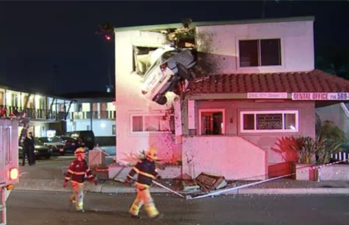 Santa Ana Auto Center >> Driver on Drugs Launches Flaming Car Into Second Floor of Building | Complex Santa Ana Auto Center >> Driver on Drugs Launches Flaming Car Into Second Floor of Building | Complex