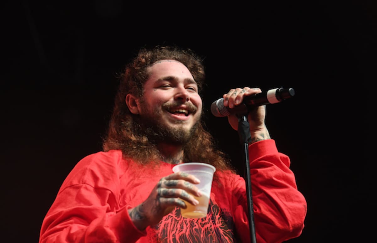 Post Malone Claims It&rsquo;s a Struggle Being a White Rapper | Complex