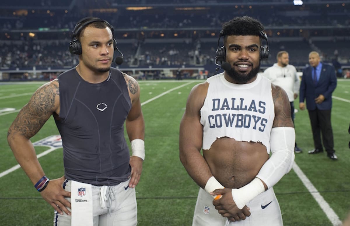 Ezekiel Elliott Bought Matching Diamond Chains for Himself and Dak