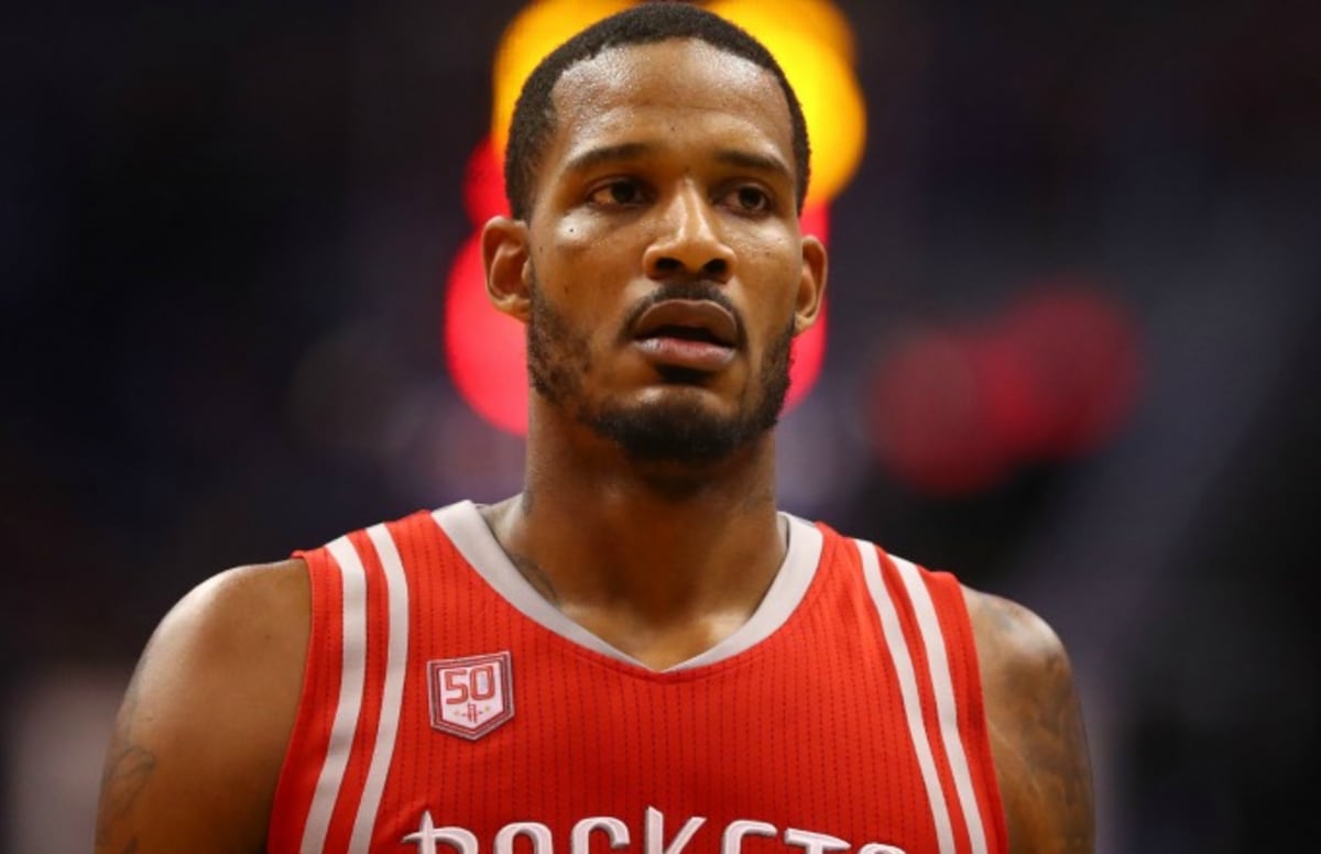 Trevor Ariza Tries Confront Mavericks Player Near Locker ...