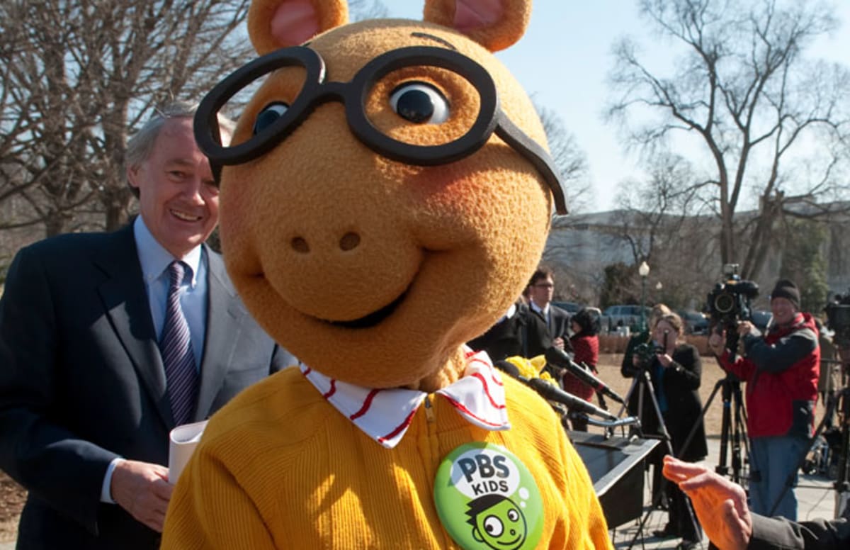 People Are Celebrating 'Arthur' Character Mr. Ratburn Coming Out and