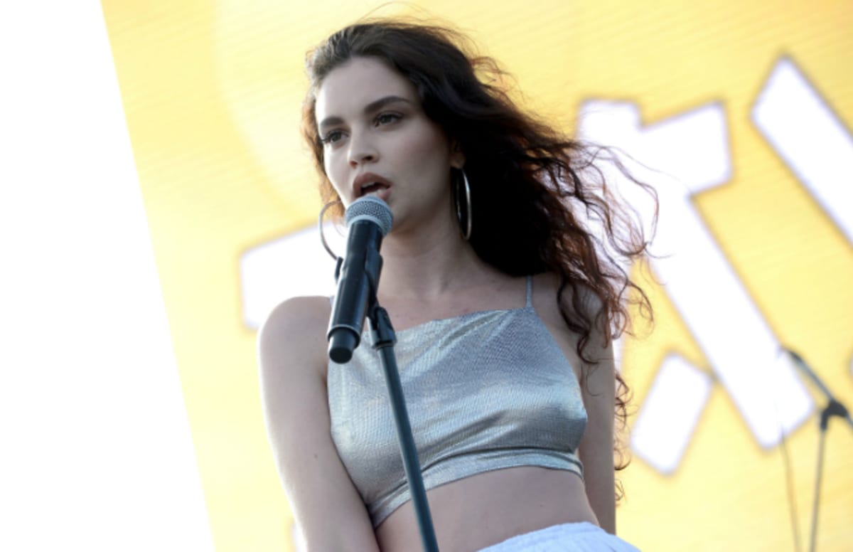 Sabrina Claudio Says She's 'Deeply Sorry' for 'Past ... - 1200 x 776 jpeg 54kB