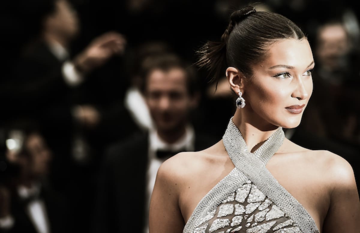 Параметры беллы хадид. Белла Хадид. Bella Hadid 2018. Белла Хадид в Elie Saab. Белла Хадид фото 2022.