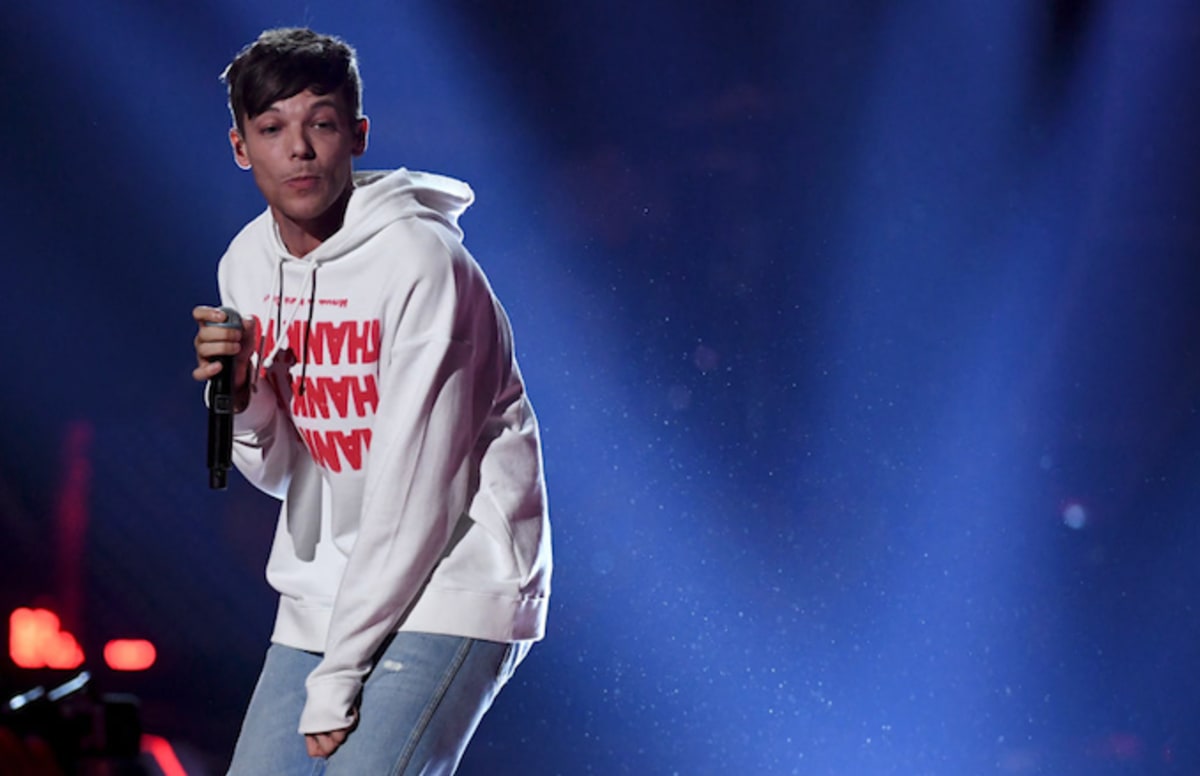Louis Tomlinson Fans Drive Host Off Twitter When She Calls 