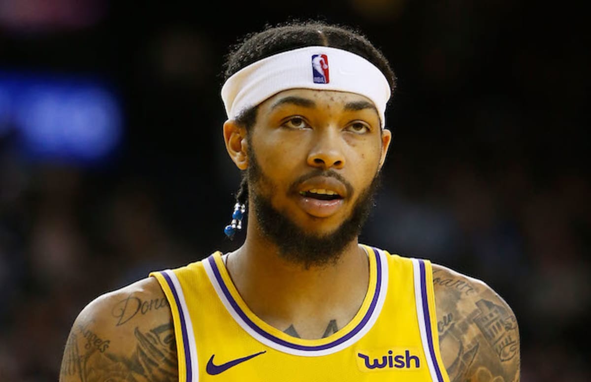 Brandon Ingram Taunted With Chants of 'Lebron's Gonna 