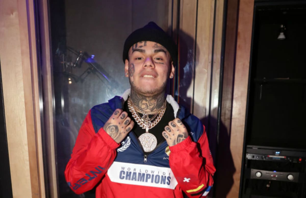 6ix9ine Is Apparently Reaching Out to Snoop Dogg to Help End Beef with The Game and YG ...