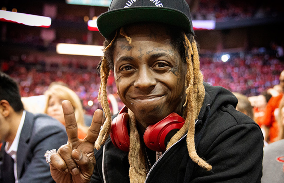 Lil Wayne Says His Crew Will 'Shoot' Anyone Who Throws ...