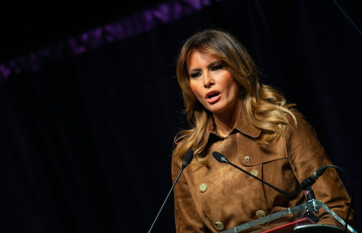 Video Shows Teens Booing Melania Trump During Opioid Awareness Event in ...