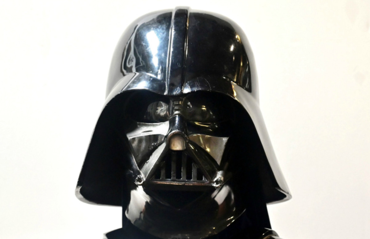 red vader helmet