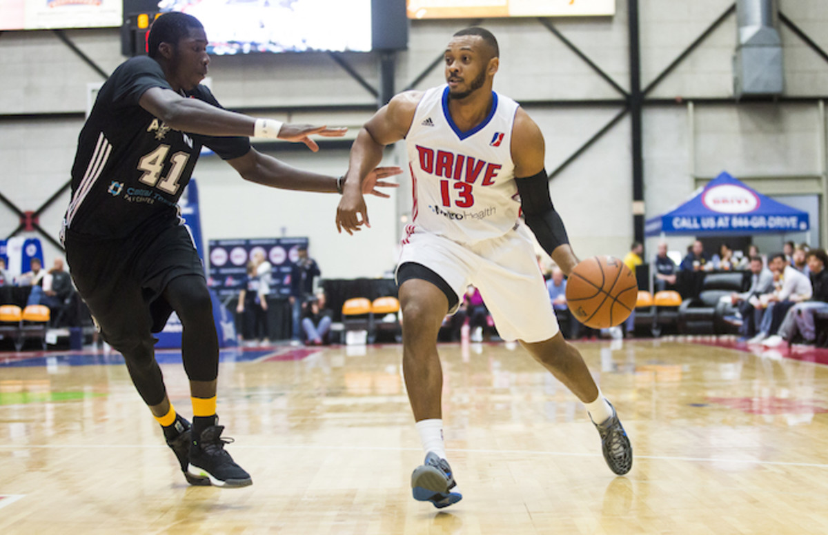 do nba g league players get paid