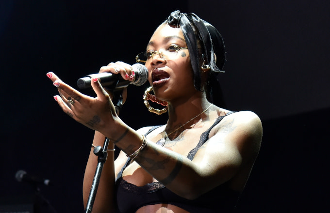 "Y'all don't deserve me" - US singer, Summer Walker, 23 ...