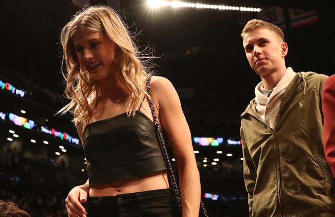 A Bet On Inclusion Pays Off >> Tennis Star And Supermodel Pays Off Super Bowl Bet Takes A Bet On Inclusion Pays Off >> Tennis Star And Supermodel Pays Off Super Bowl Bet Takes