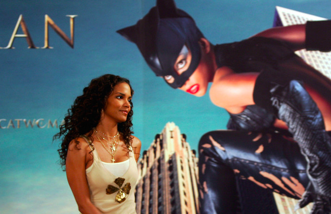 Catwoman Writer Admits It Was A Sh T Movie With Zero