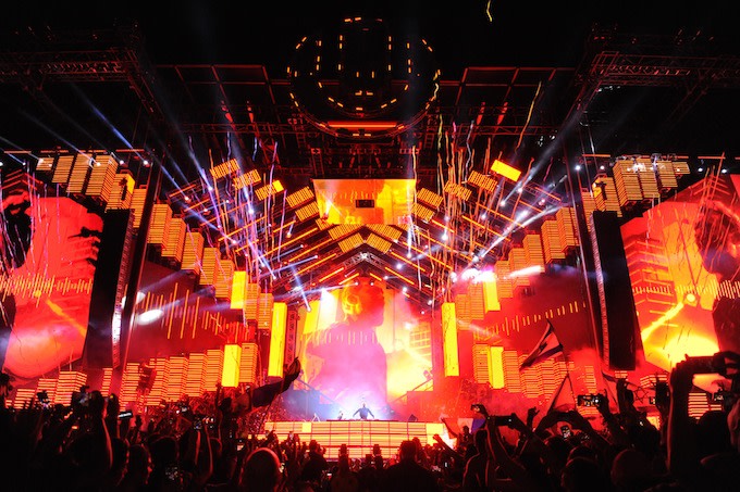 People Are Calling Ultra Music Festival Fyrefestival2 Complex