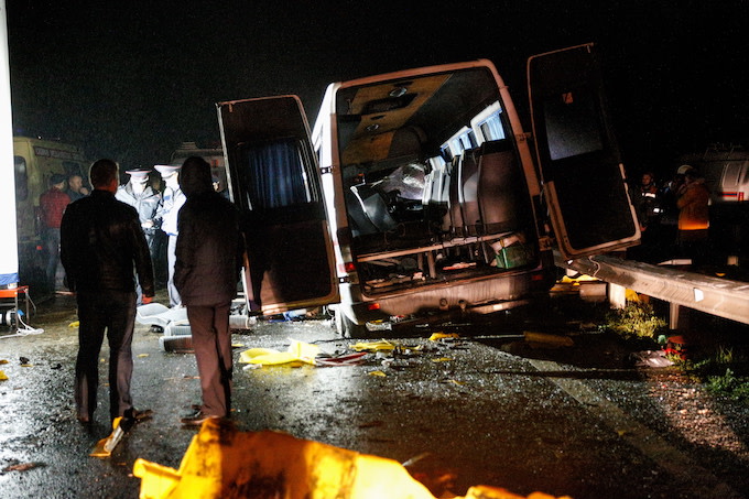 Pennsylvania Turnpike Accident: At Least 5 Dead 60 injured ile ilgili görsel sonucu
