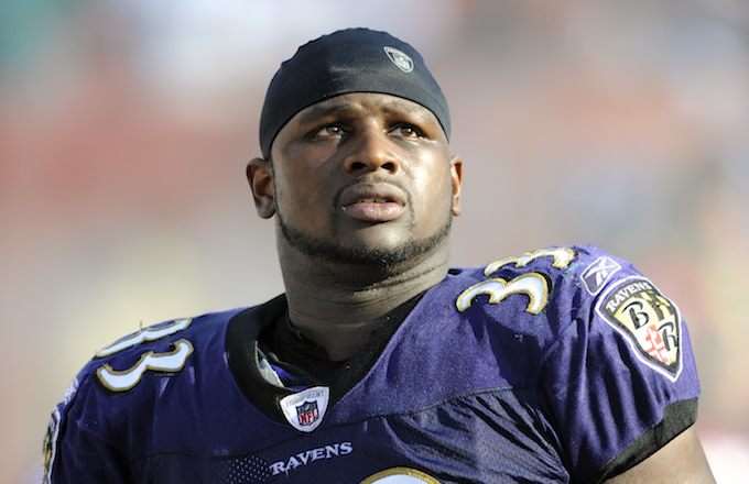 Retired Nfl Player Leron Mcclain Pleads For Leagues Help