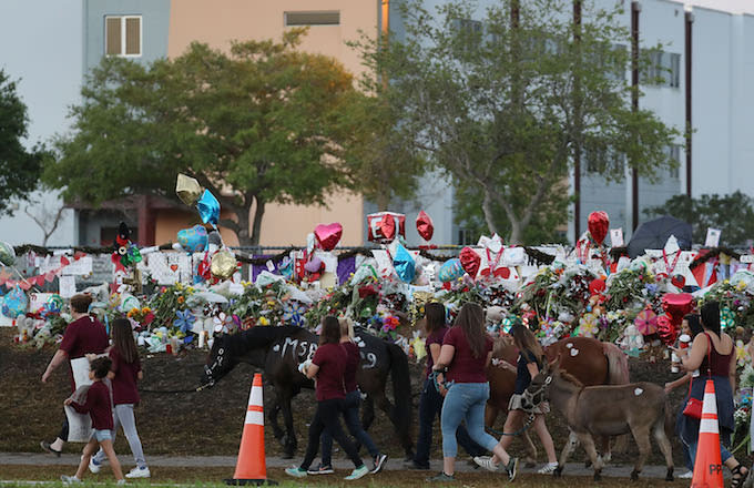 Image result for students return to marjory stoneman douglas high school