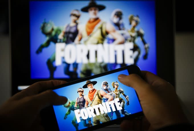 fortnite made 2 4 billion in 2018 earning most profitable year in video game history - fortnite gofundme