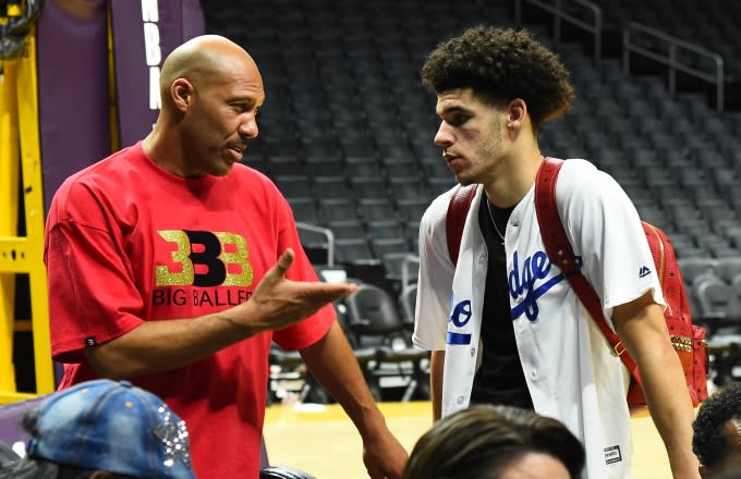 “Lonzo Ball Lavar Ball”的图片搜索结果