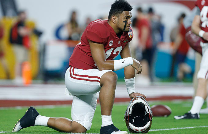 Tua Tagovailoa Bringing 405 Family Members to Championship Game | Complex