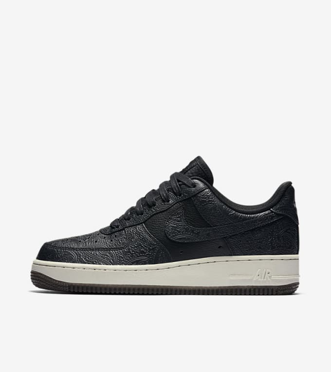 air force one black paisley