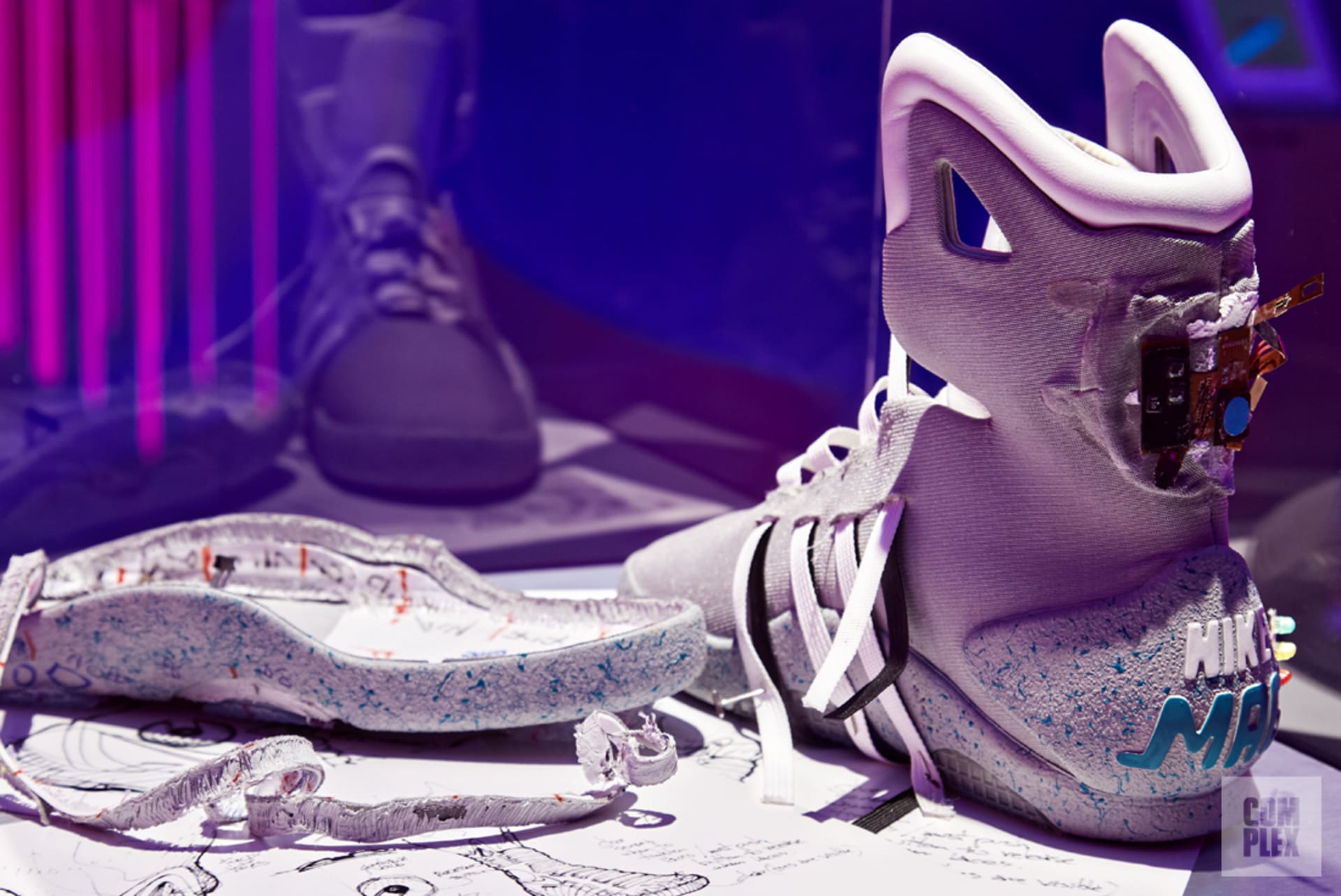 nike mag 2016 price