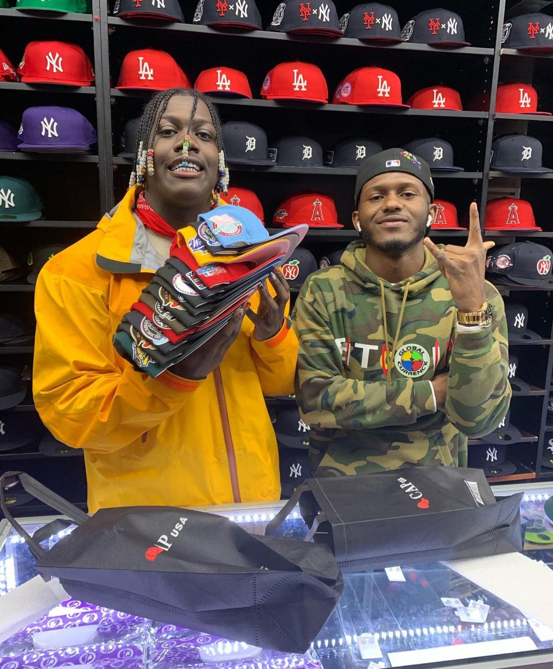 Trending fitted hats clearance