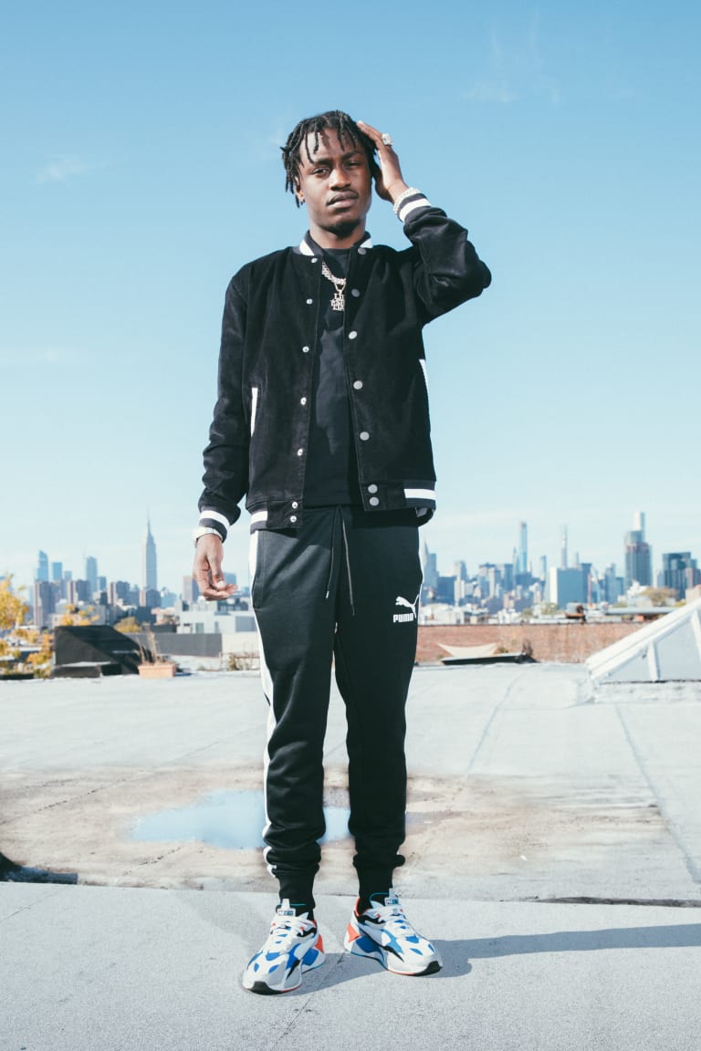 Lil Tjay Age Watch Lil Tjay S Zoo York Video With Fivio