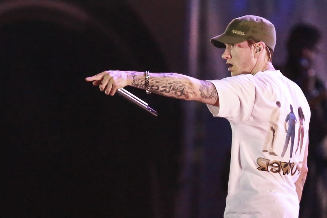 Resultado de imagem para eminem untouchable