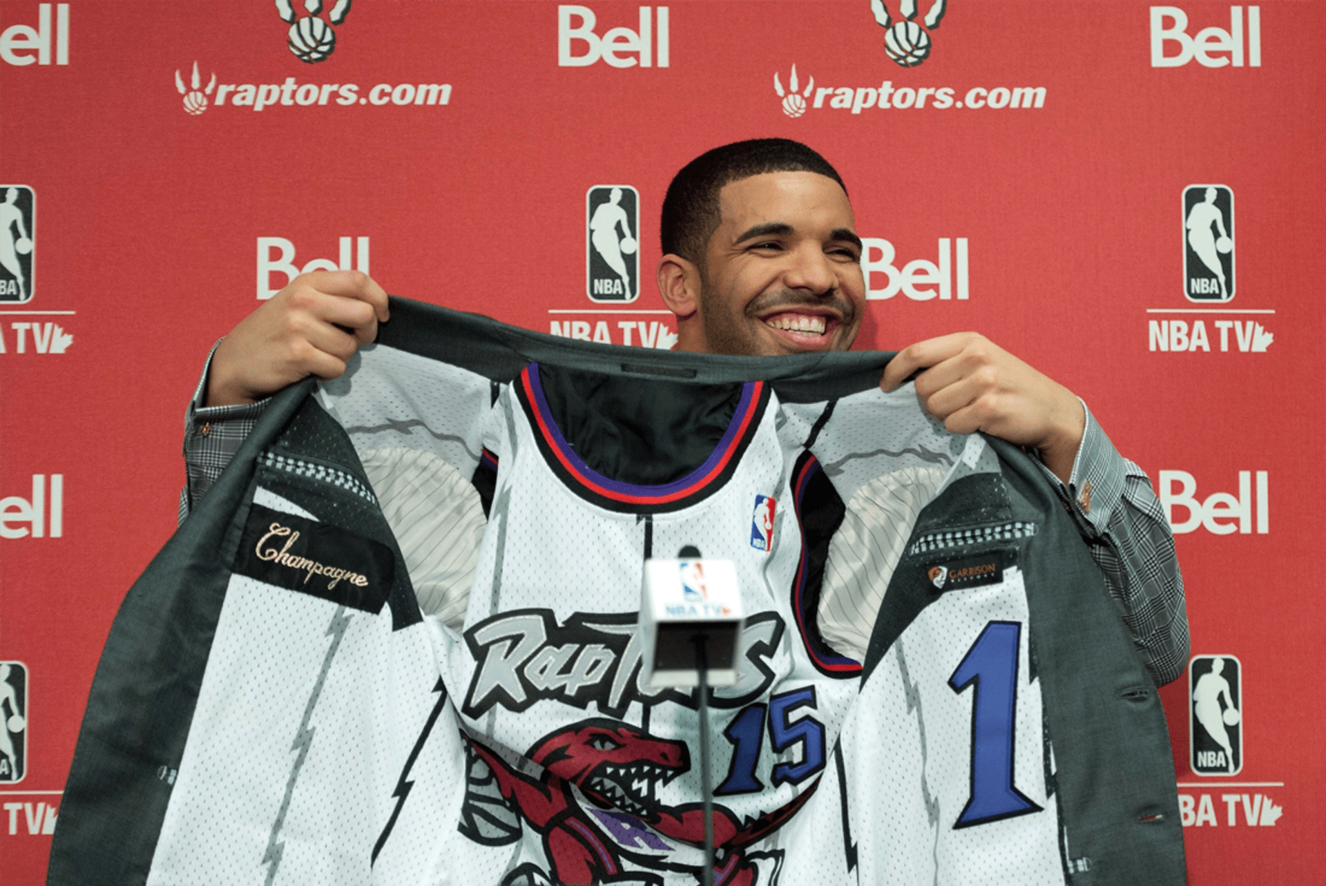 Drake The Raptors And The Value Of A Global Ambassador Complex