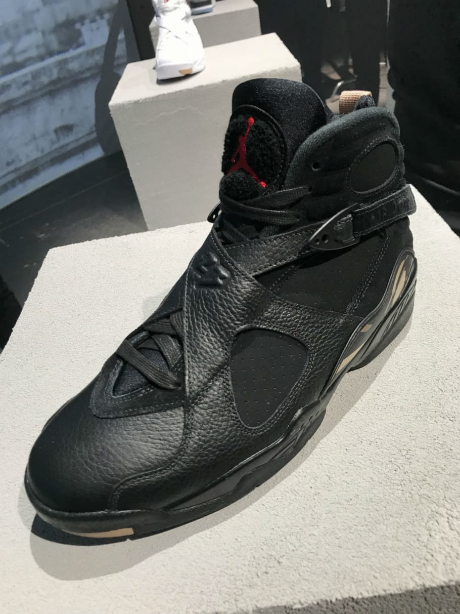 black 8s jordans 2018