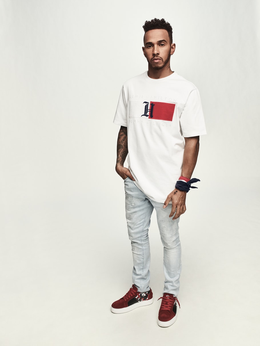 aankomen overdrijving Fonkeling Lewis Hamilton on Collaborating With Tommy Hilfiger | Complex