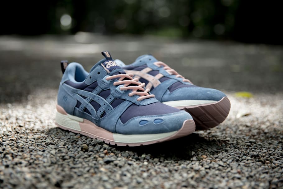 ASICS X Caliber fott