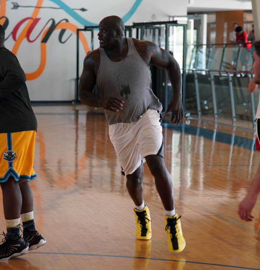 reebok shaq attaq on feet