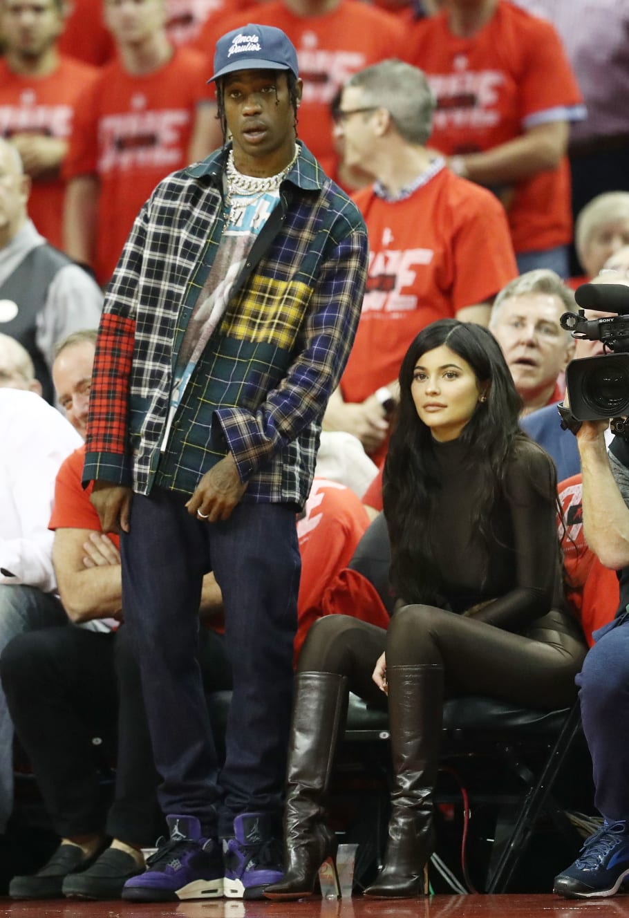 travis scott wearing jordan 5