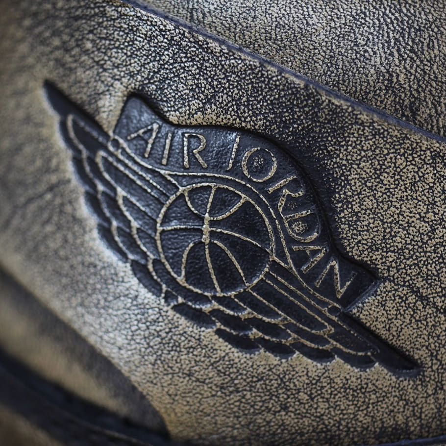 aj 1 wings