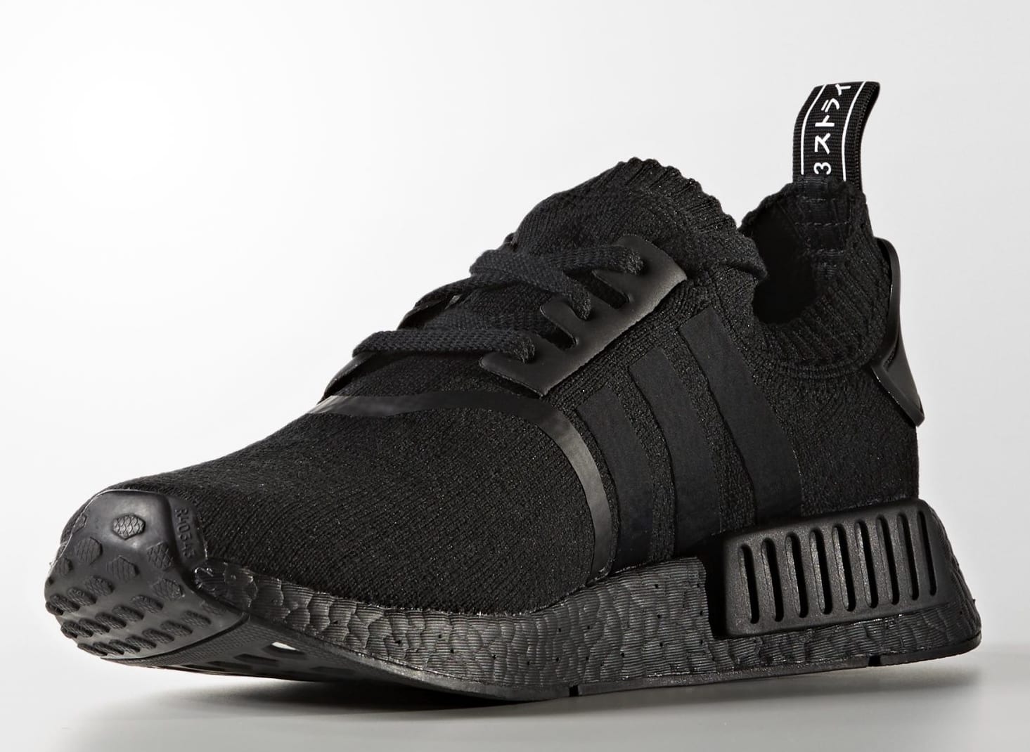 adidas nmd r1 japan triple black