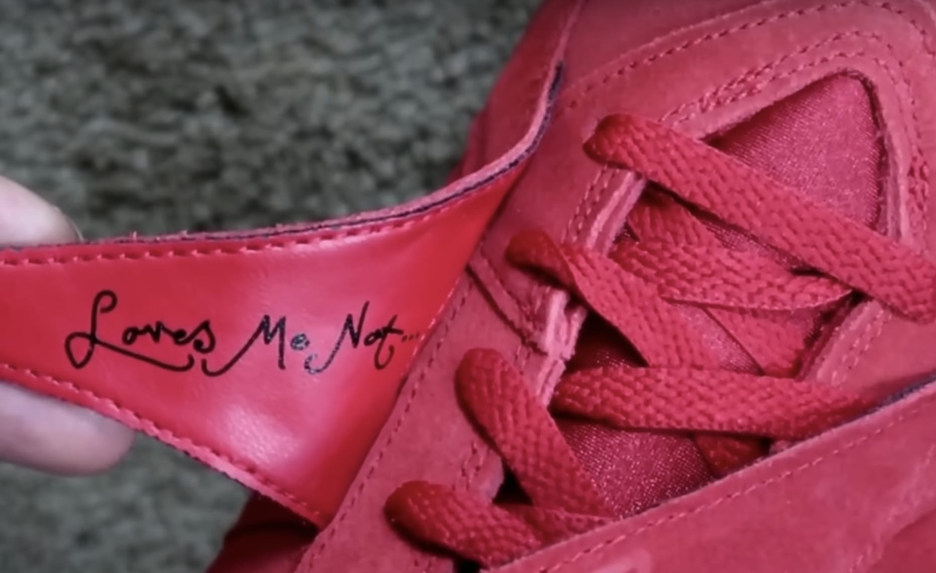 valentine day 8s jordans