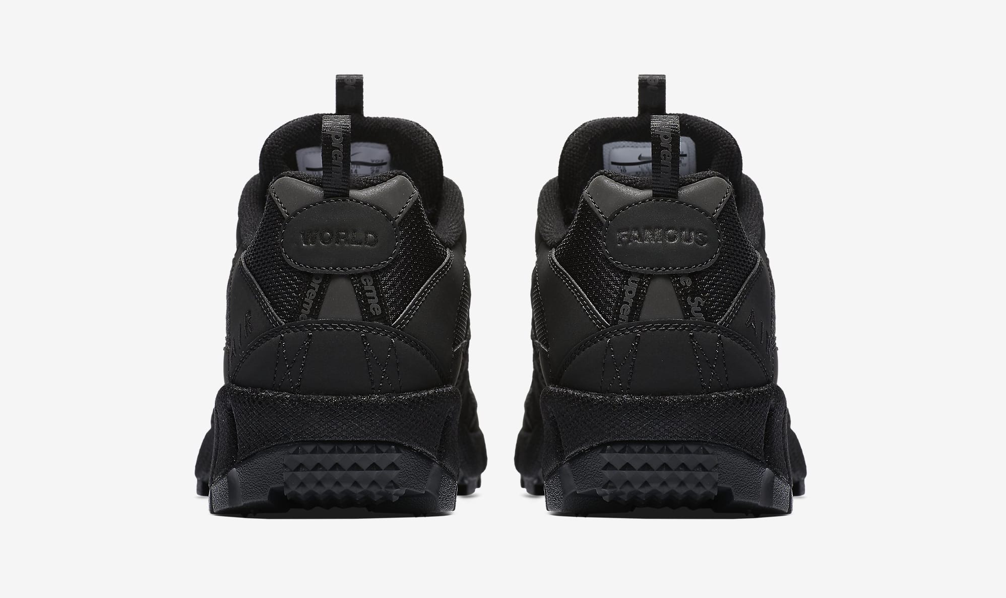 nike air humara x supreme