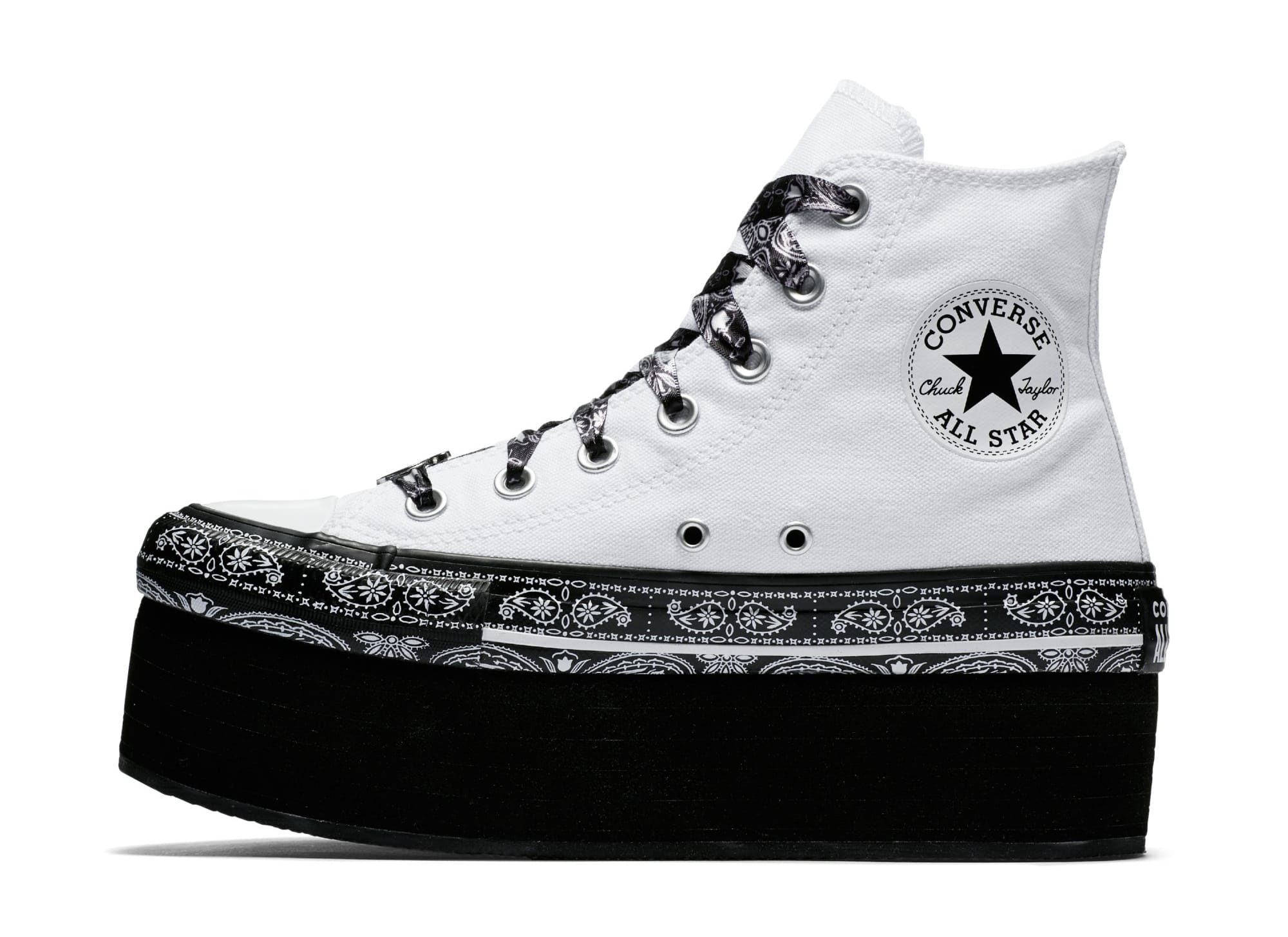 miley cyrus converse black