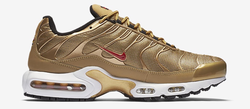 nike air max plus womens white and gold